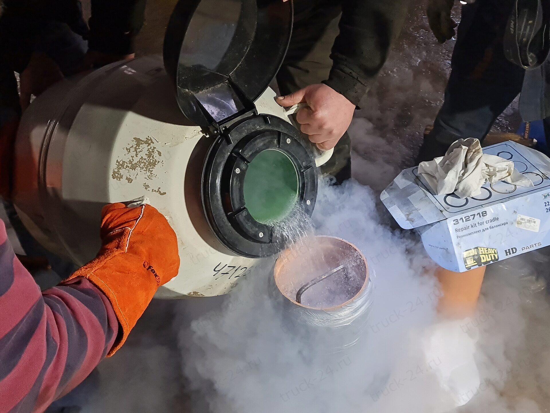 Замена оси балансира СКАНИЯ